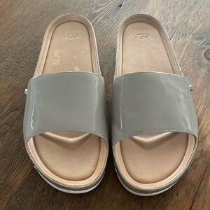 Women’s Ugg Slides Size 8